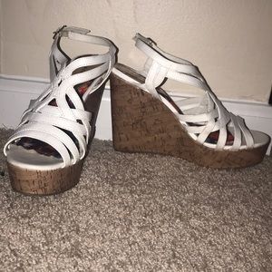 White 4 inch wedges